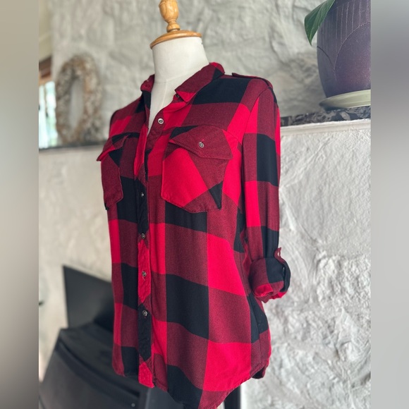 Dex plaid button up long sleeve shirt. - Picture 3 of 3